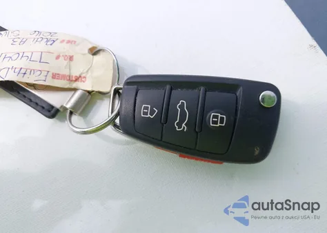 2016 Audi A3 2.0T Premium z USA, uszkodzony, nr VIN WAU78LFFXG1109894